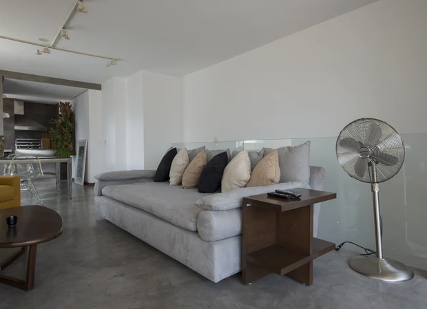 Projeto de arquitetura e interiores por Paula Haddad