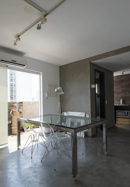 Projeto de arquitetura e interiores por Paula Haddad