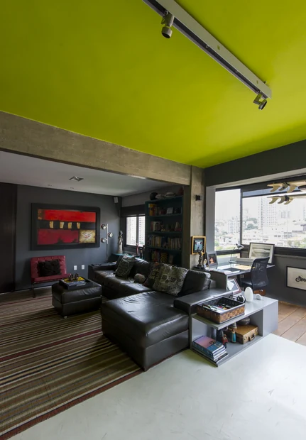 Projeto de arquitetura e interiores por Paula Haddad