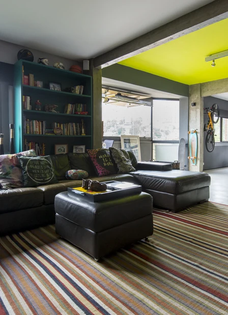 Projeto de arquitetura e interiores por Paula Haddad